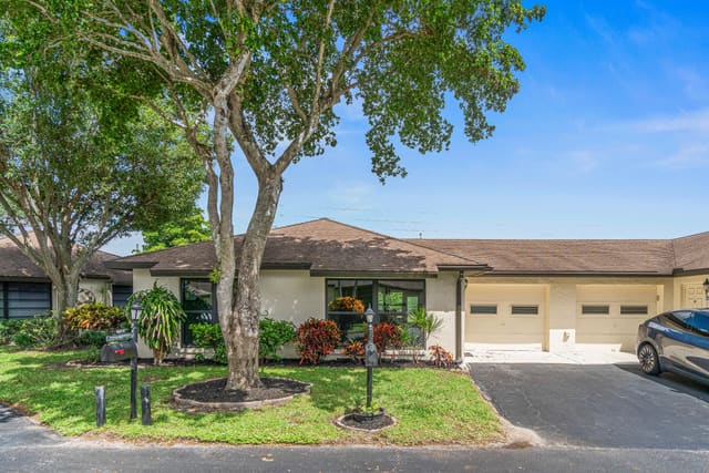 4657 Greentree Place A, Boynton Beach, FL 33436