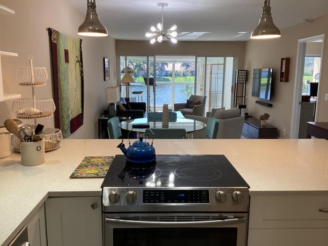 1680 NW 20th Avenue 102, Delray Beach, FL 33445