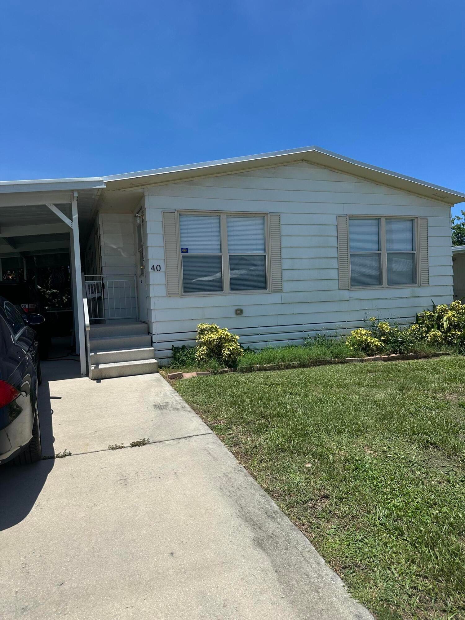 40 Spanish Way, Port St. Lucie, FL 34952