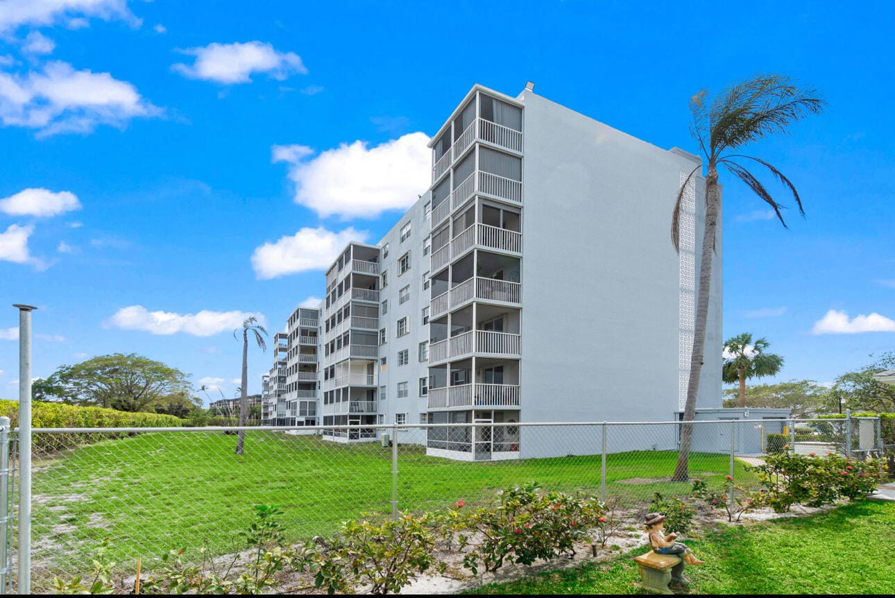 5500 NW 2nd Avenue 414, Boca Raton, FL 33487 photo 23