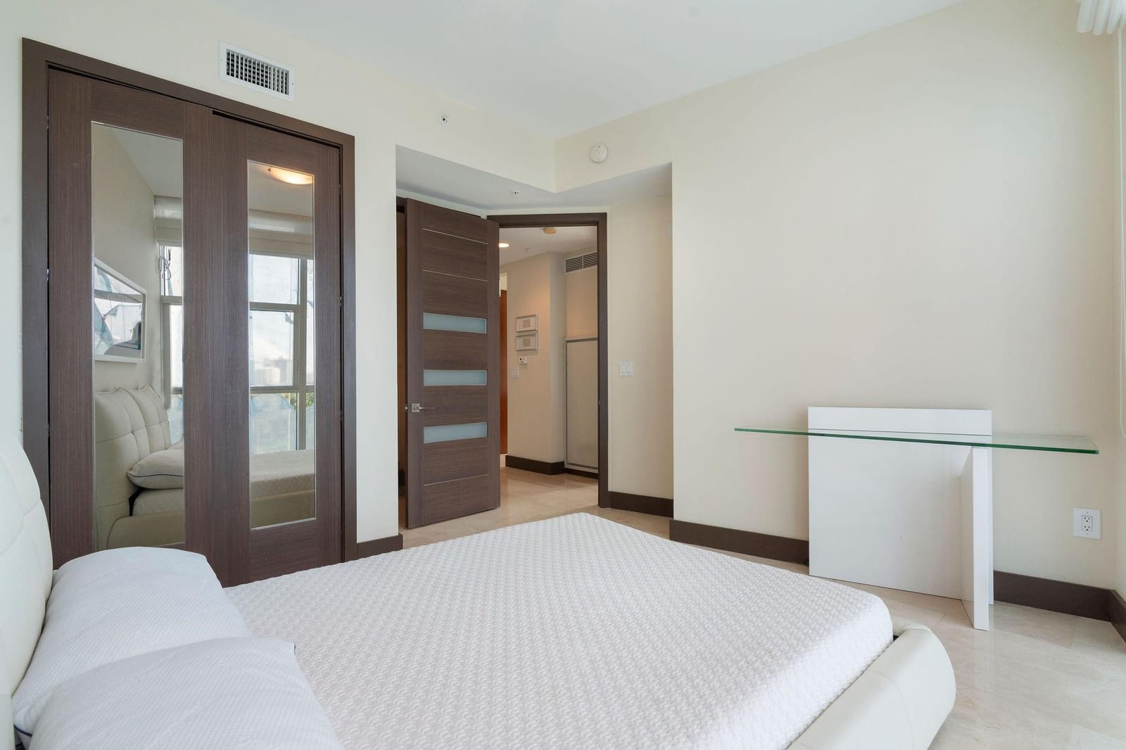 18101 Collins Avenue 801, Sunny Isles Beach, FL 33160 photo 27