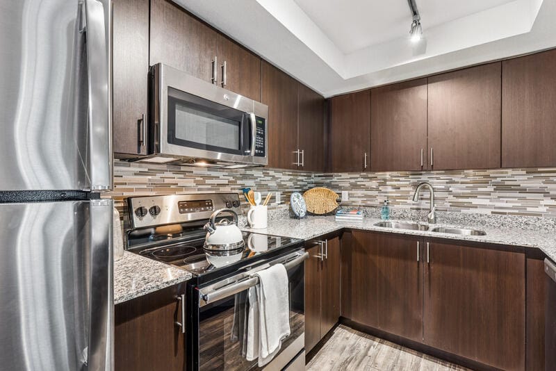 1090 Quaye Lake Circle — photo 12