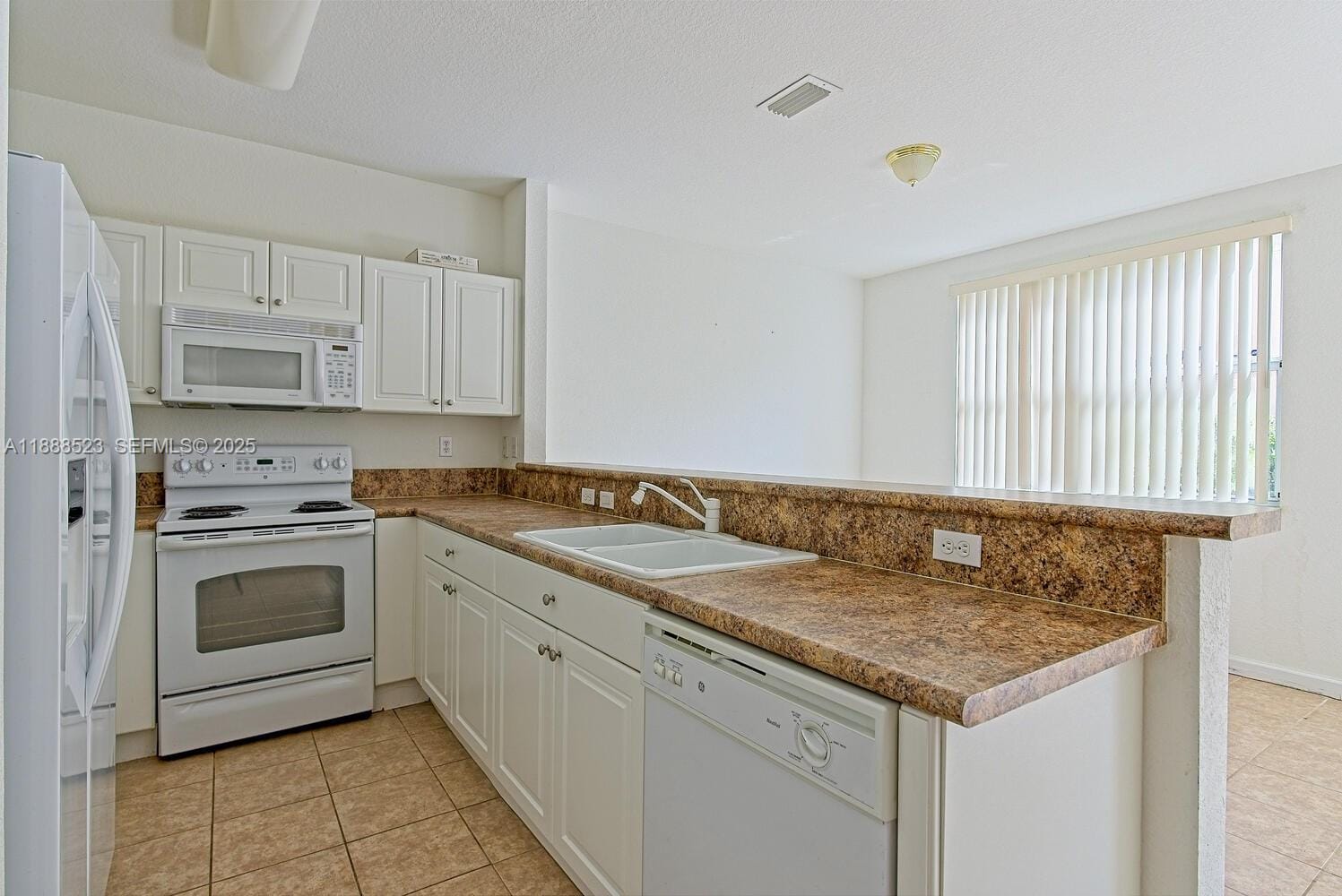 1015 NE 41st Place, Homestead, FL 33033 photo 6