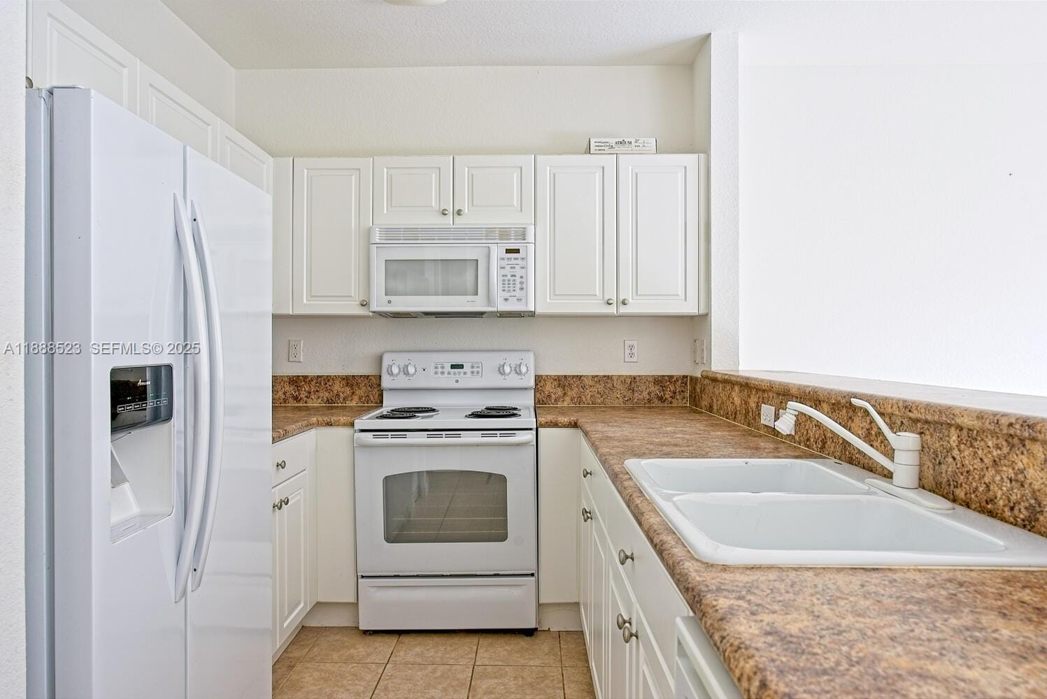 1015 NE 41st Place, Homestead, FL 33033 photo 8