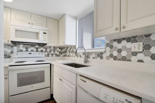 1501 Crescent Circle B10, sold in Apartments At Timberlake Condo, Lake Park, FL
