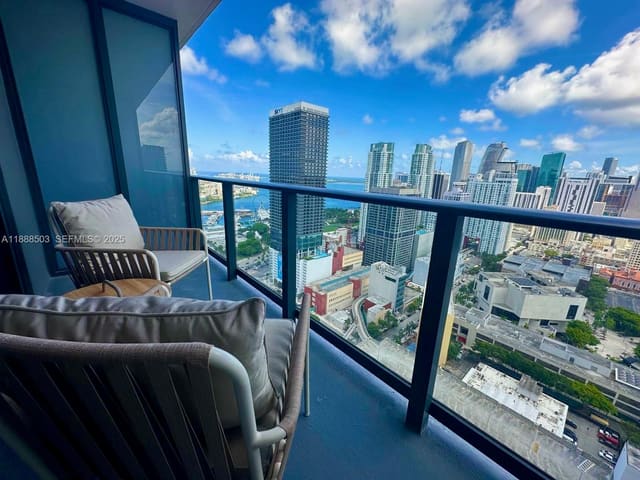 159 NE 6th Street 3306, Miami, FL 33132