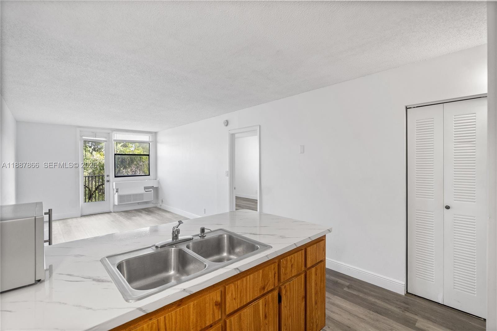 2701 Riverside Drive 413-B, Coral Springs, FL 33065 photo 5