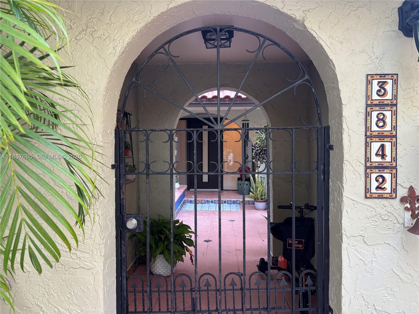3842 Alcantara Avenue 71D — photo 2