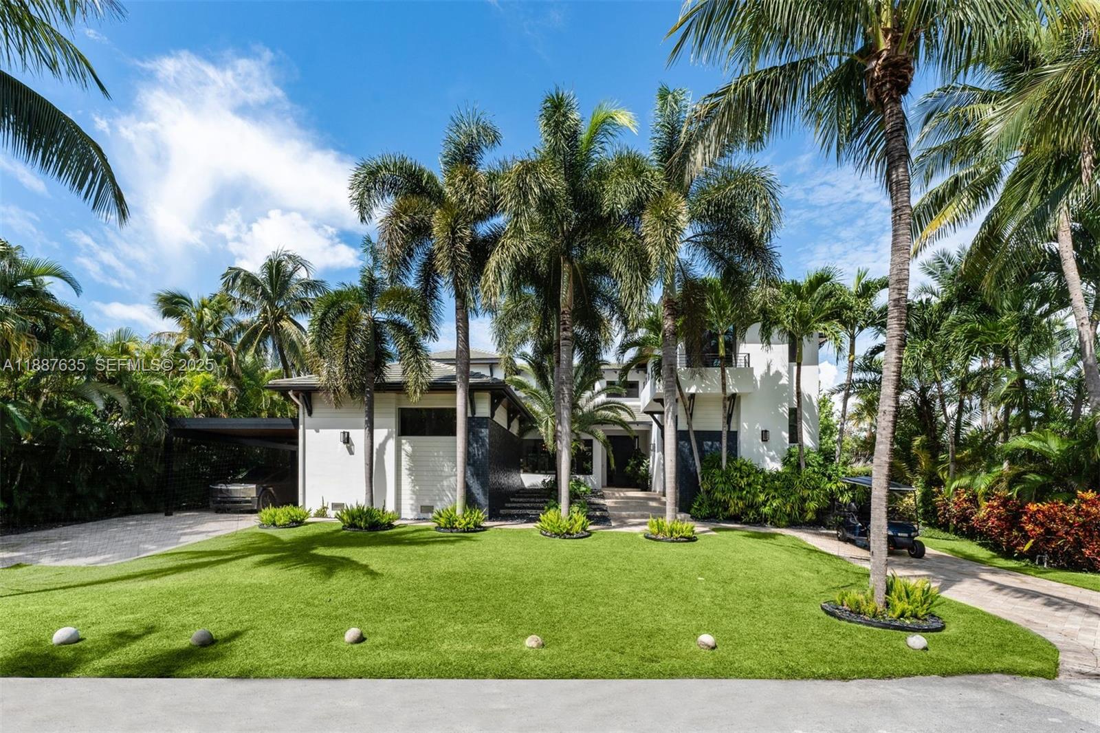 330 Caribbean Road, Key Biscayne, FL 33149, Key Biscayne