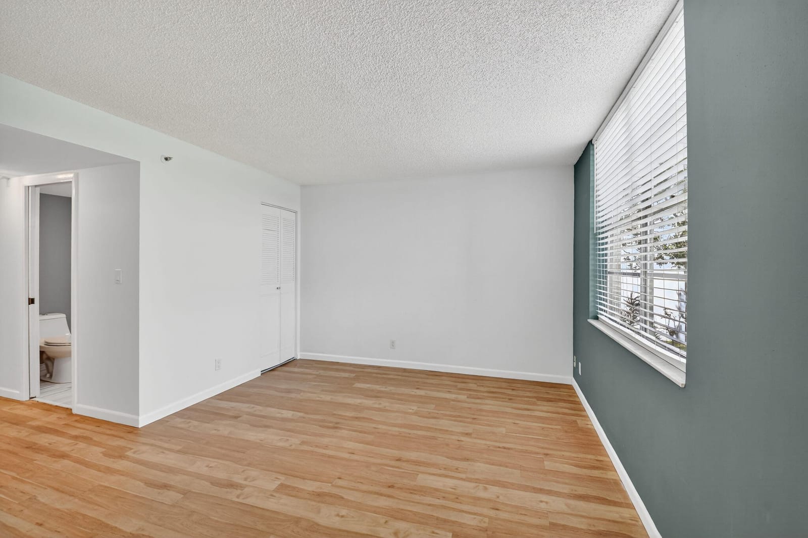 5340 NW 2nd Avenue 220, Boca Raton, FL 33487 photo 22