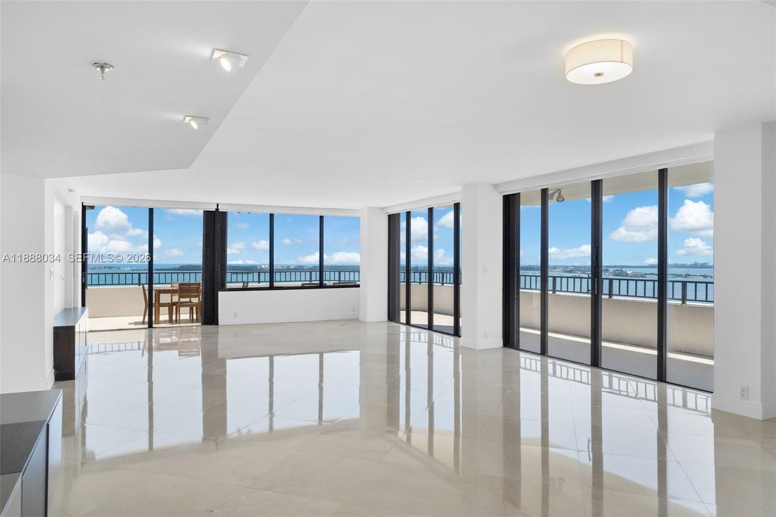 520 Brickell Key Drive UPH-03, Miami, FL 33131 photo 18