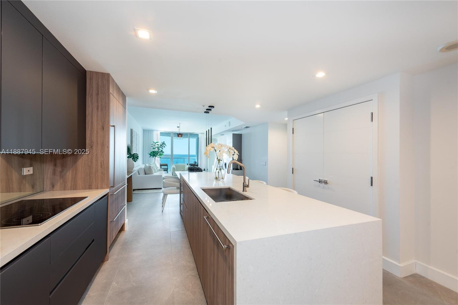 3801 Collins Avenue 1502, Miami Beach, FL 33140 photo 14