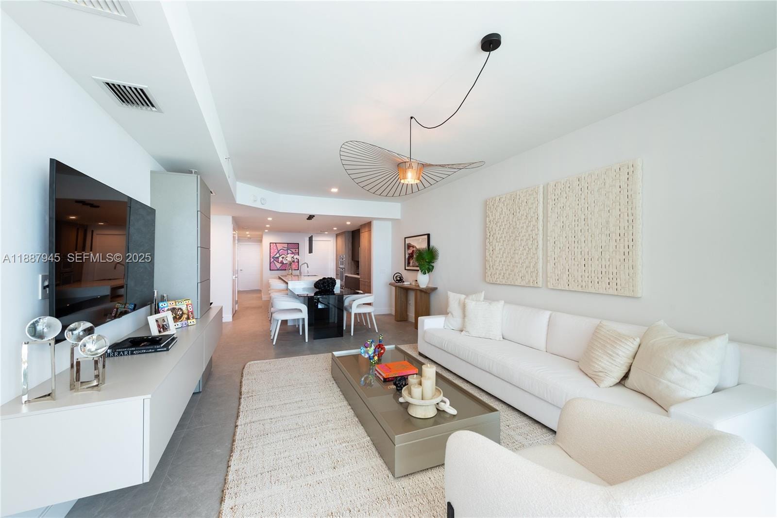 3801 Collins Avenue 1502 — photo 8