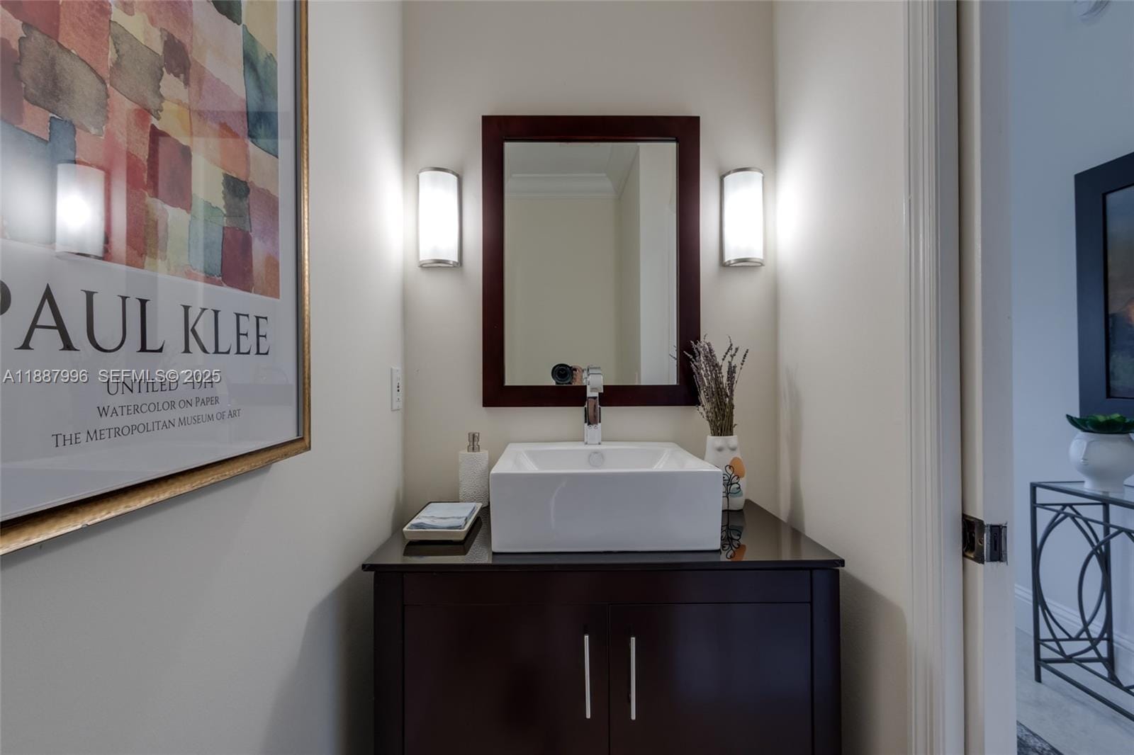 1526 E Lake Court — photo 5