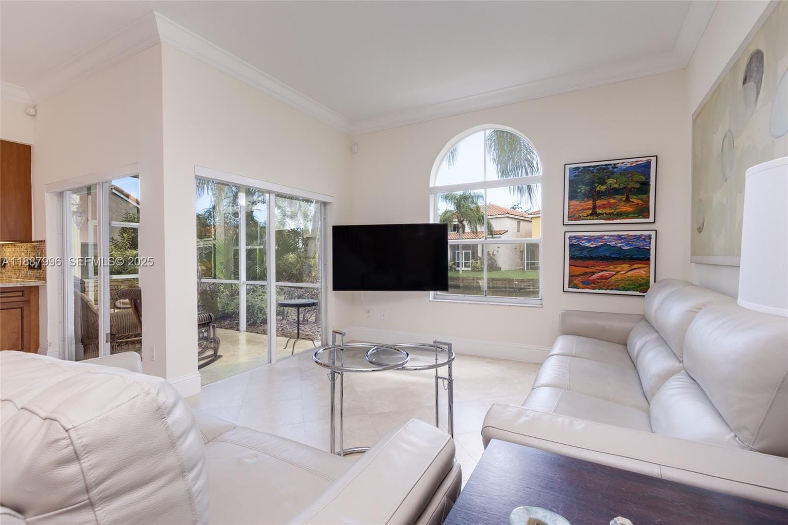 1526 E Lake Court — photo 10