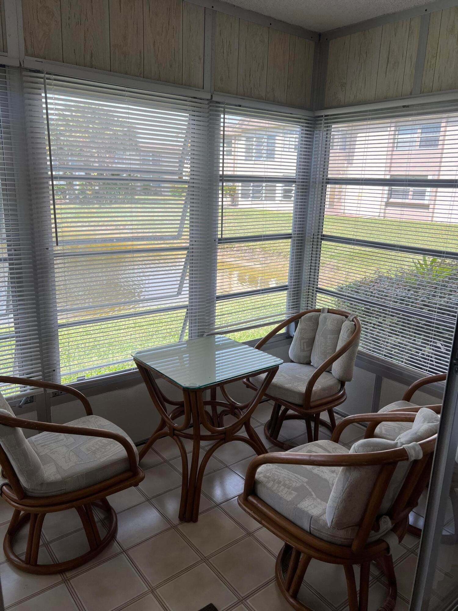 504 Davis Road 95 — photo 11