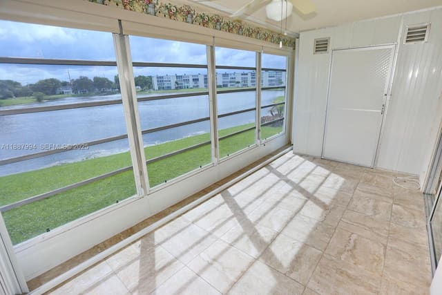 2079 Harwood F 2079 2079, sold in Harwood F Condo, Deerfield Beach, FL