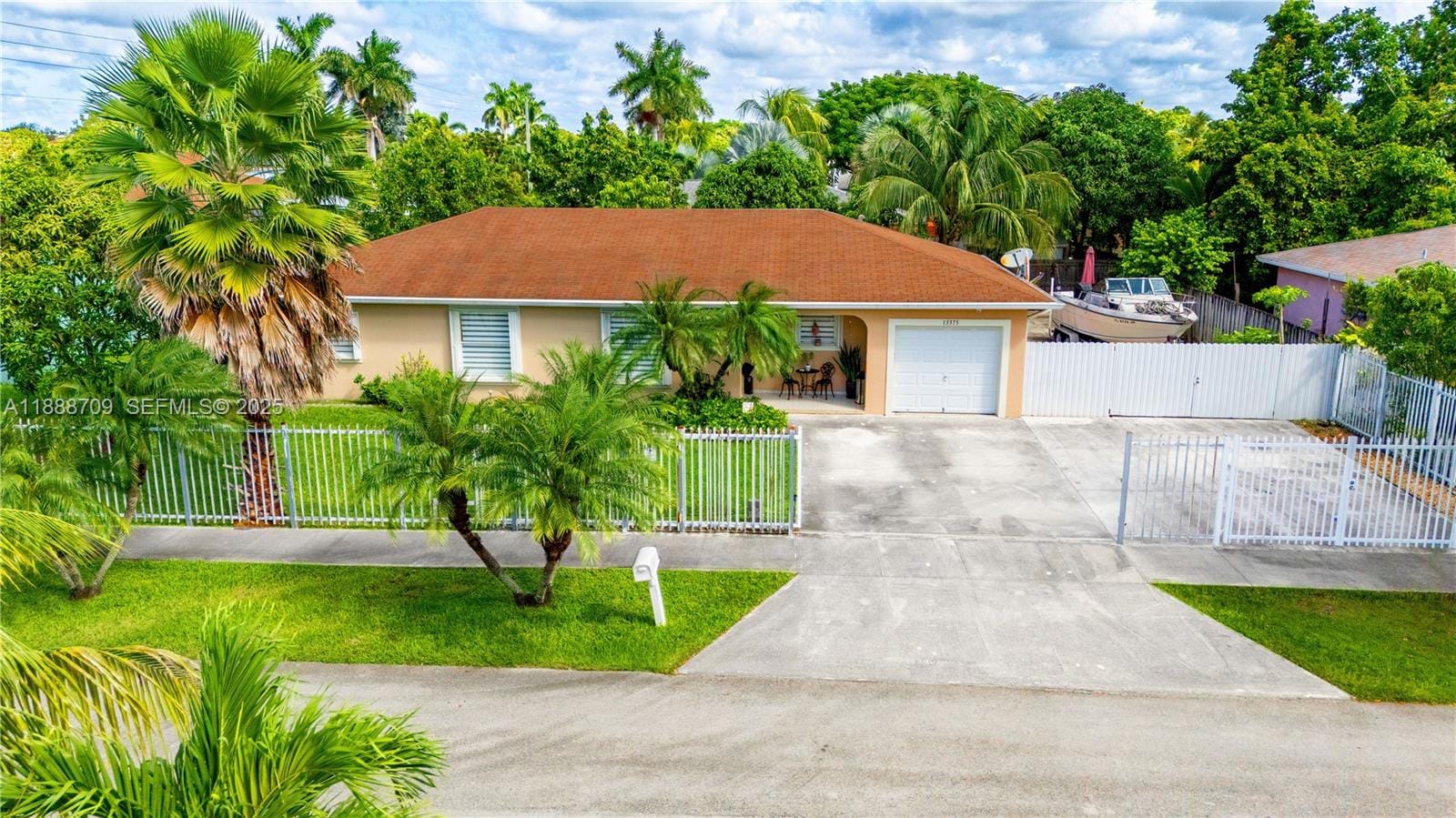 13375 SW 264th Terrace, Homestead, FL 33032