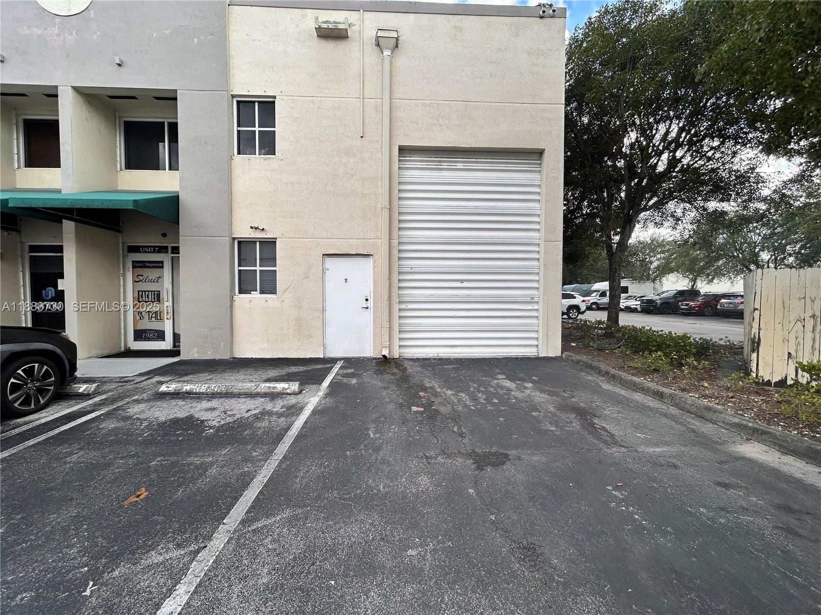 5930 NW 99th Avenue 7, Doral, FL 33178 photo 2