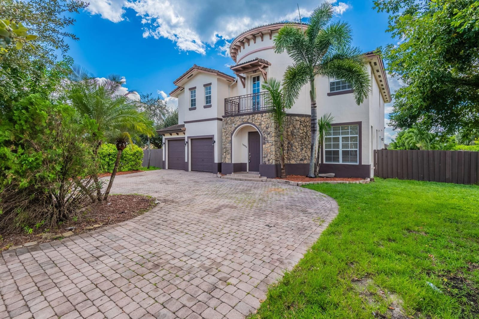 19996 SW 130th Avenue, Miami, FL 33177