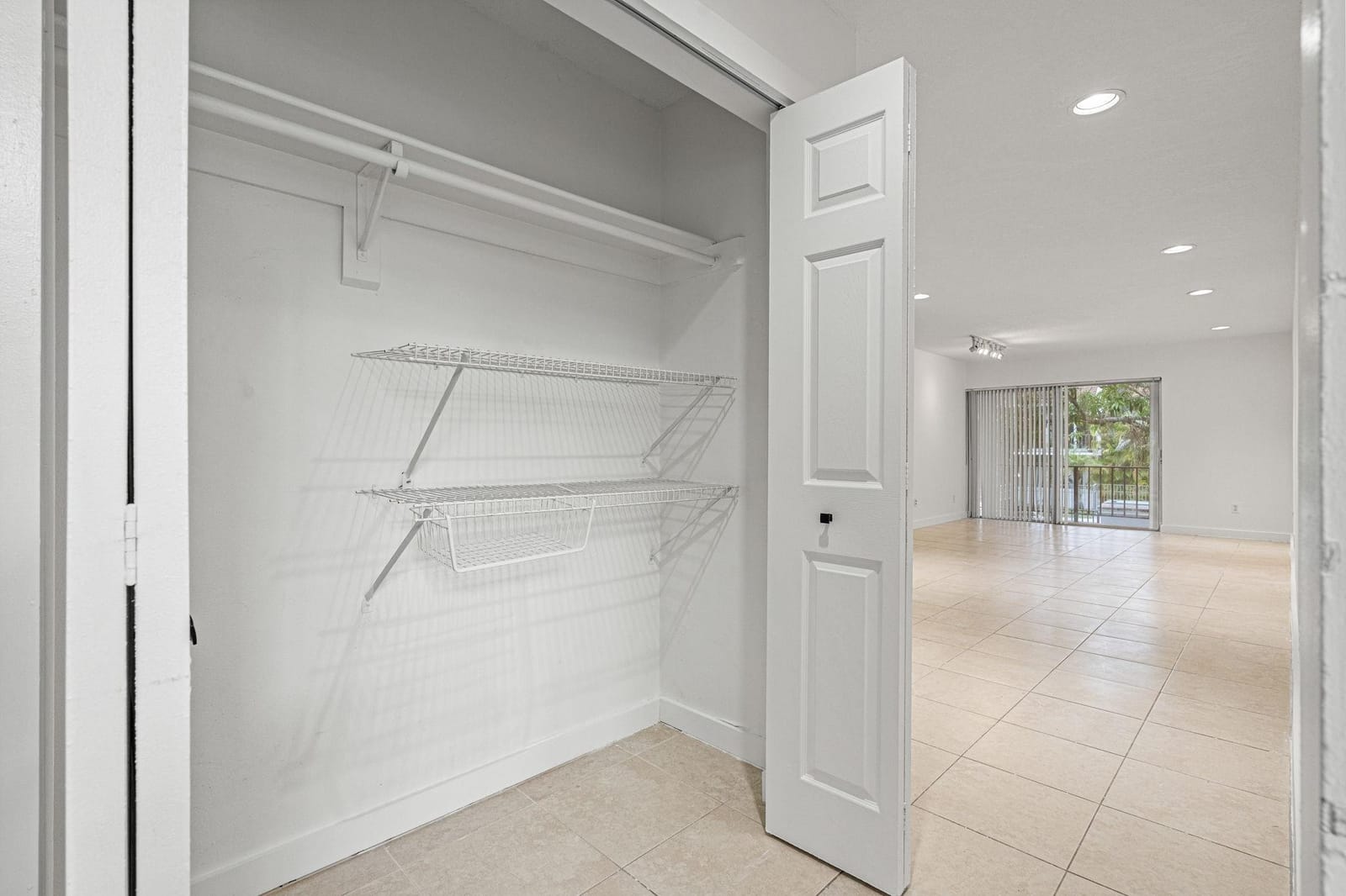 9231 SW 87 Avenue C7 — photo 7
