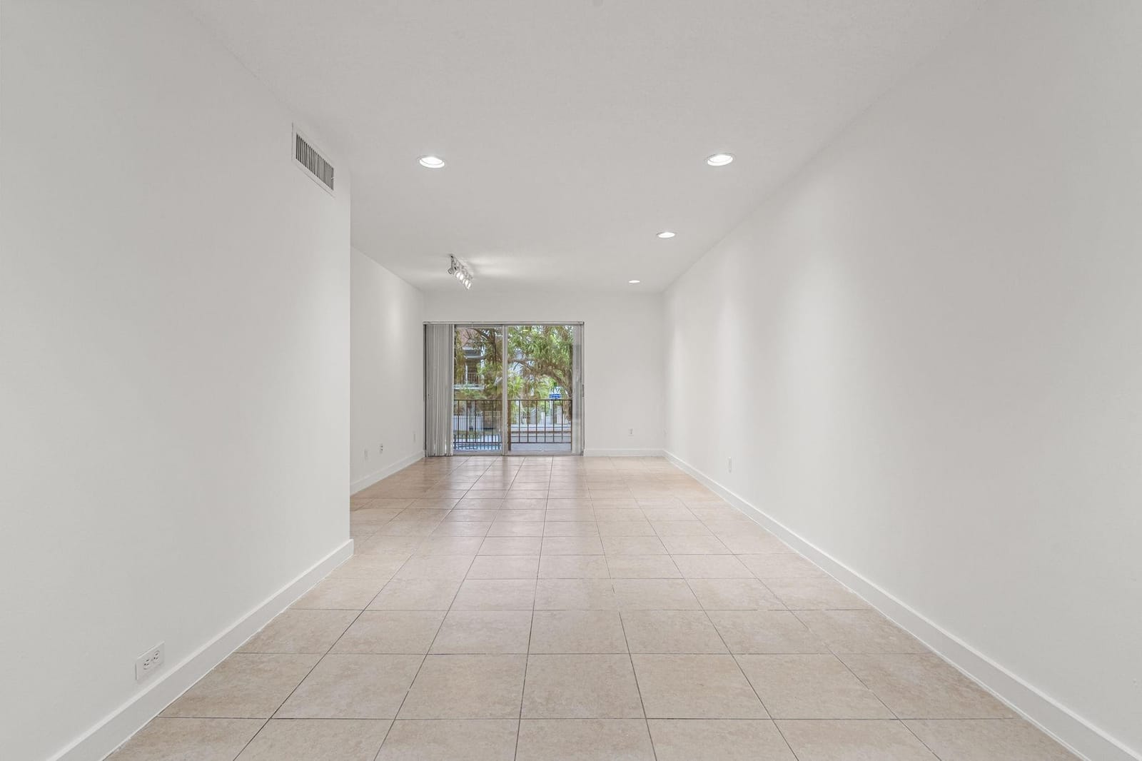 9231 SW 87 Avenue C7 — photo 9