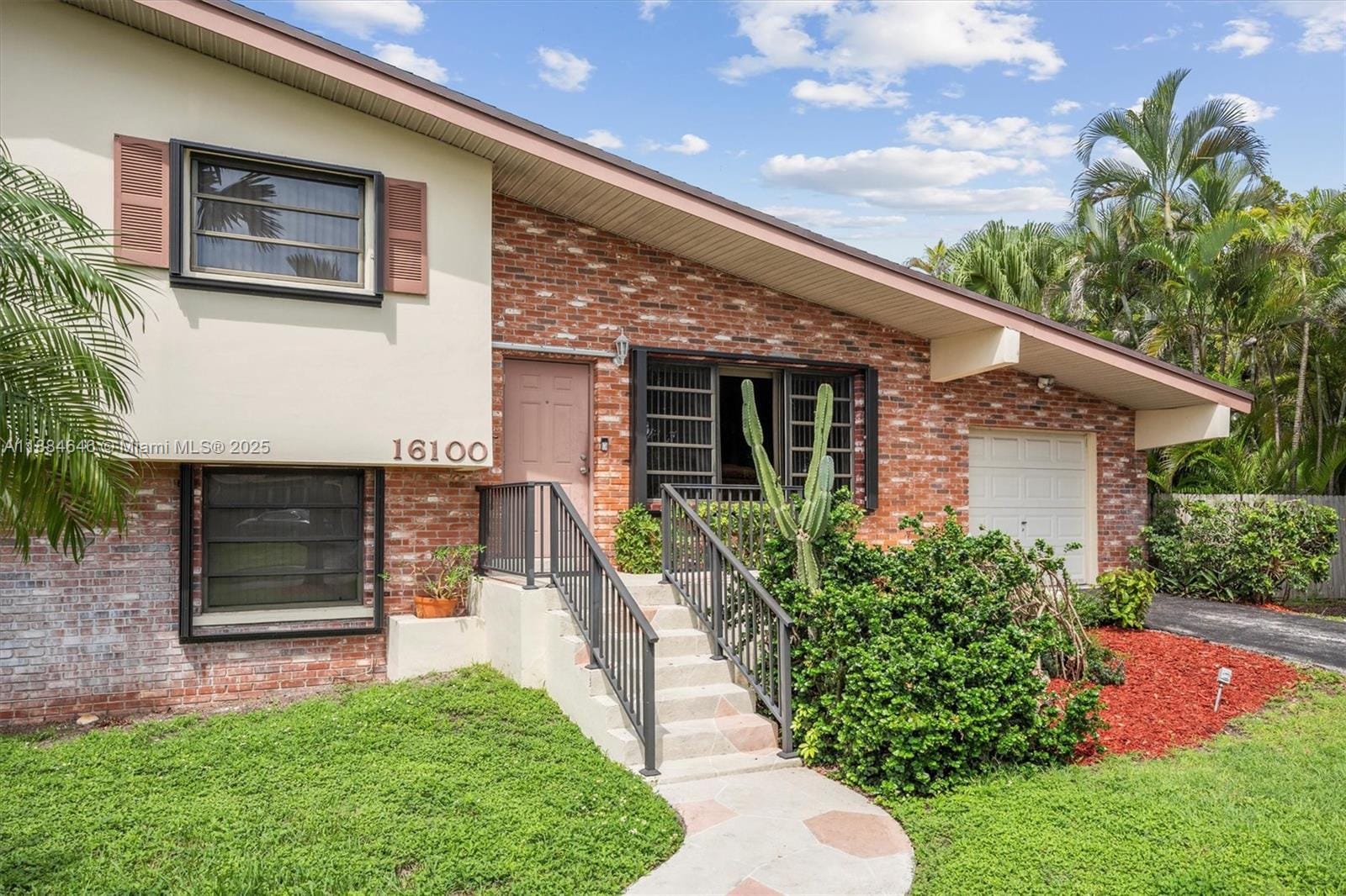 16100 SW 108th Court — photo 4