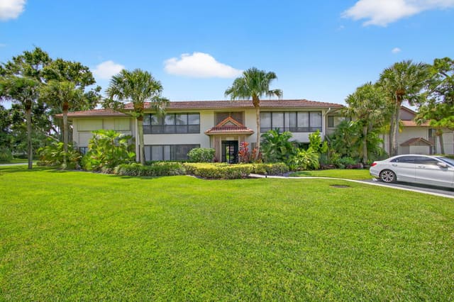 1100 Duncan Circle 204, Palm Beach Gardens, FL 33418