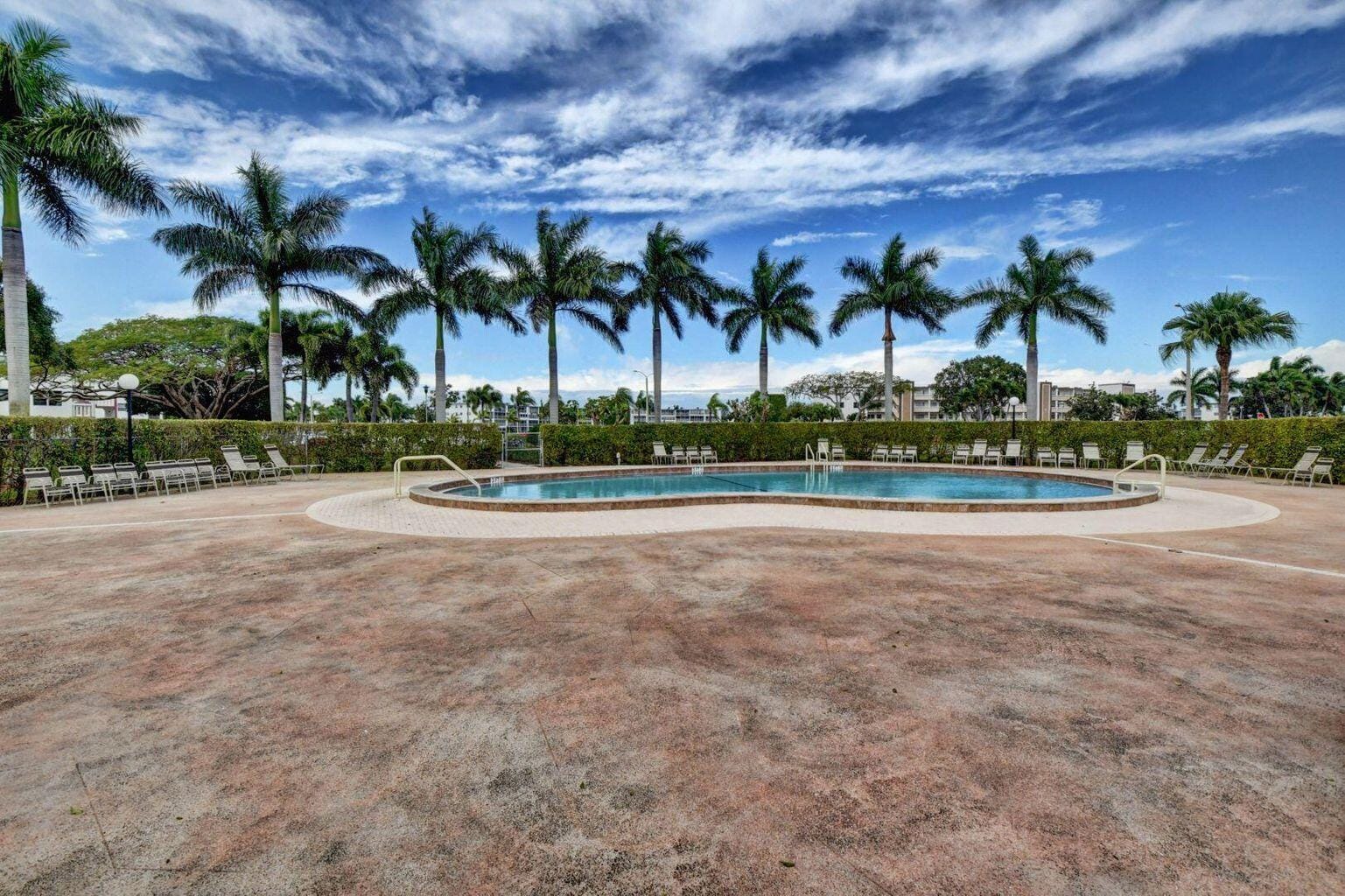 583 Fanshaw N, Boca Raton, FL 33434 photo 13