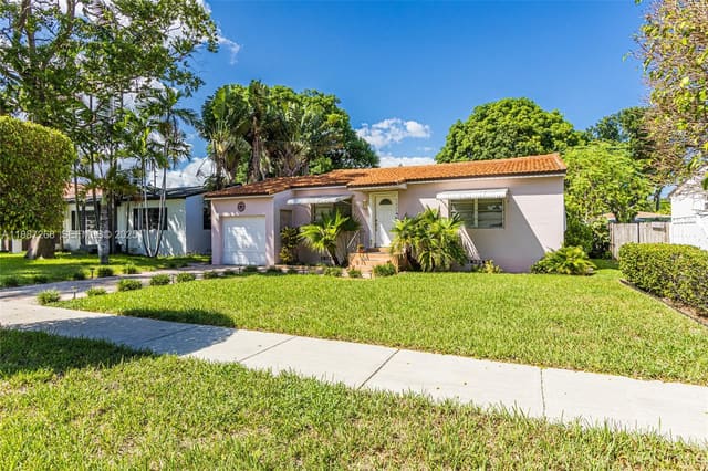1431 Wiley Street, Hollywood, FL 33020