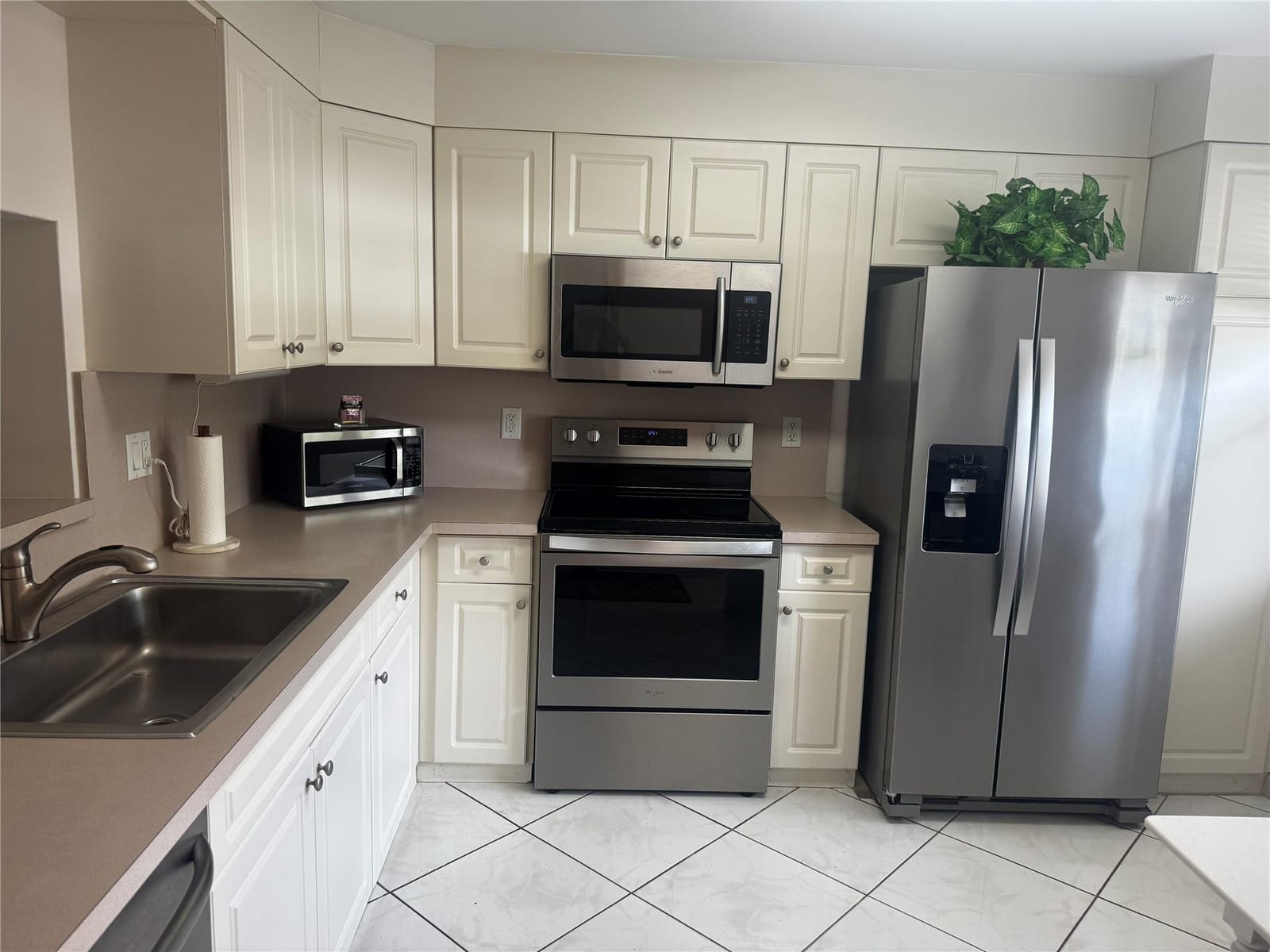 3302 Aruba Way M1, Coconut Creek, FL 33066
