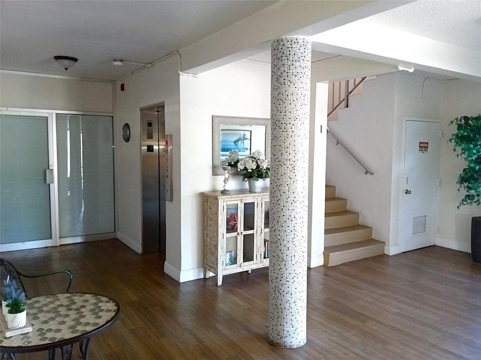 2010 Fillmore Street 303 — photo 8