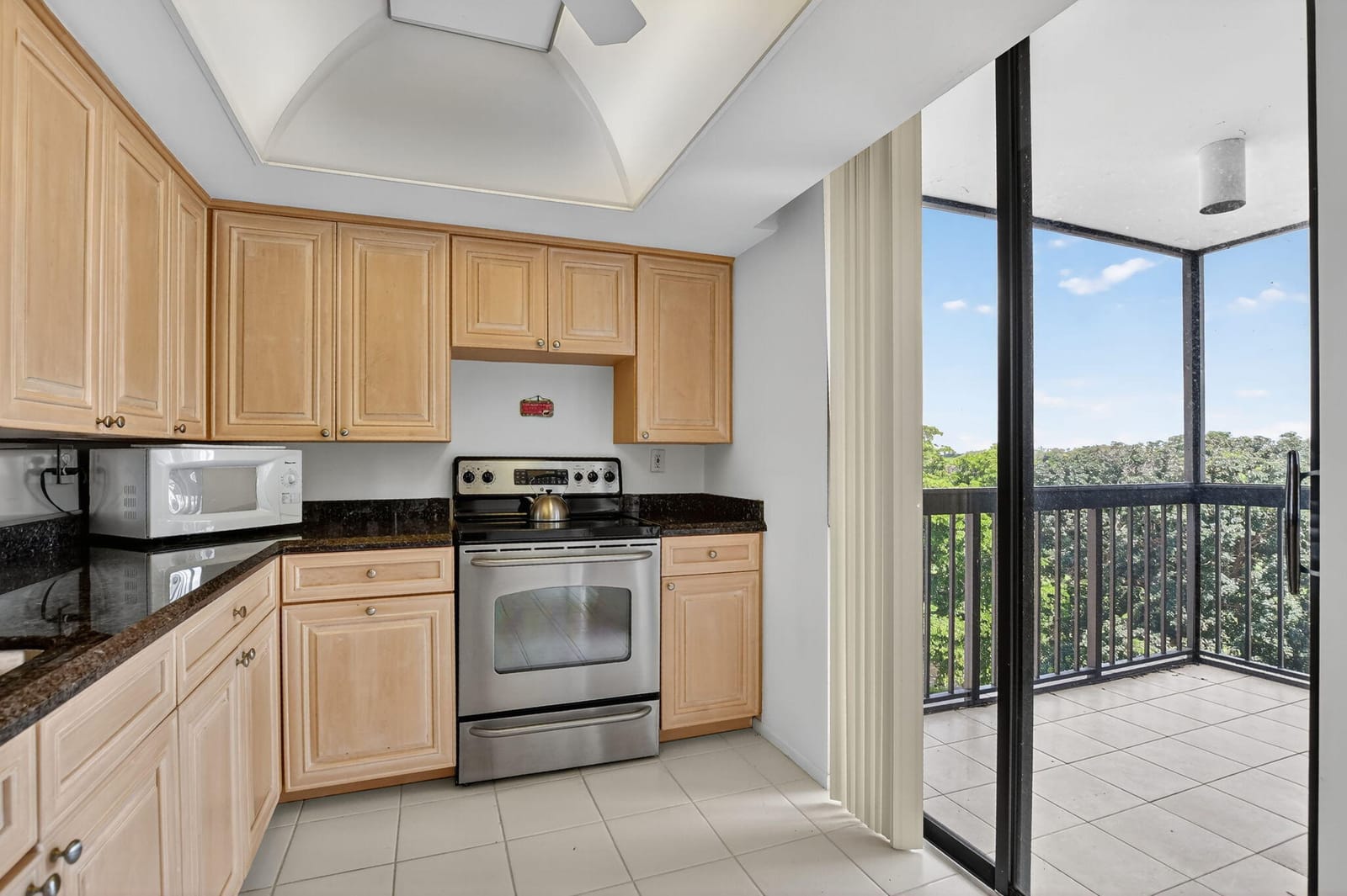 1871 Bridgewood Drive, Boca Raton, FL 33434 photo 2