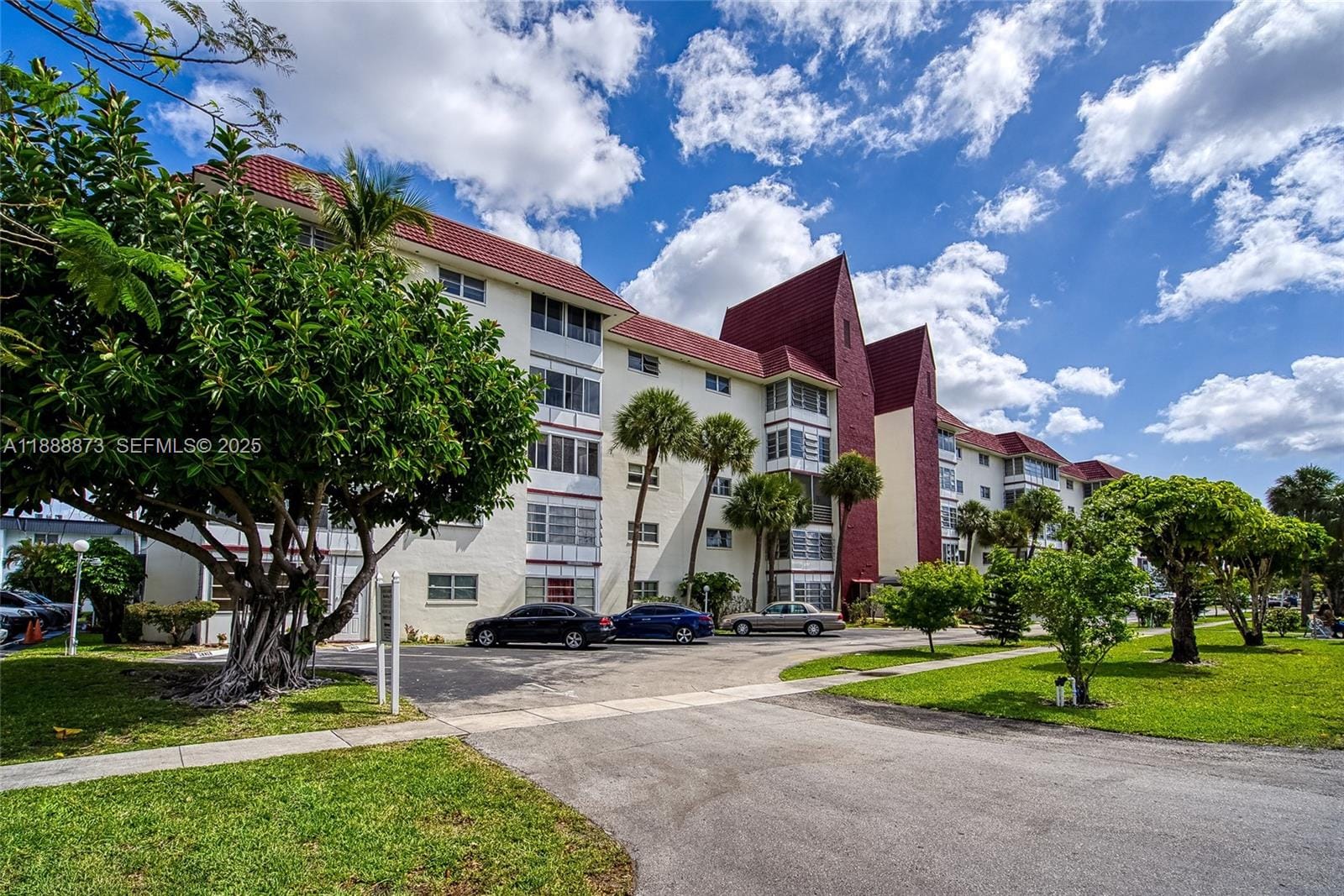 4851 NW 21st Street 512, Lauderhill, FL 33313 photo 29