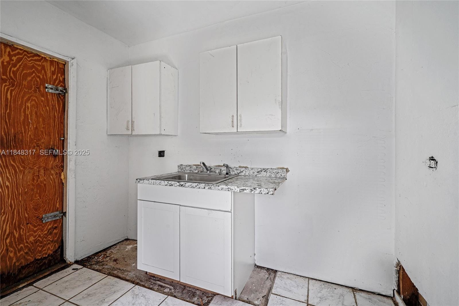 2481 NW 139th Street, Opa-Locka, FL 33054 photo 10