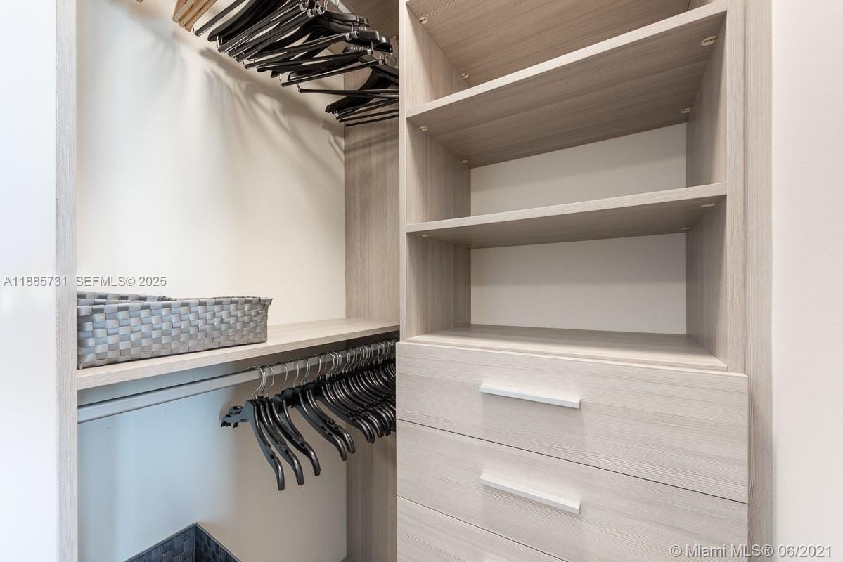 1300 Brickell Bay Drive 3205, Miami, FL 33131 photo 26