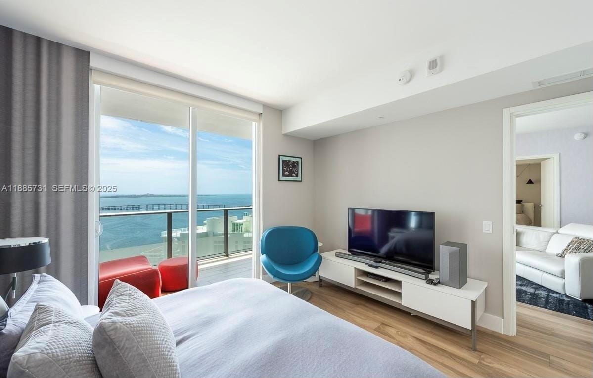 1300 Brickell Bay Drive 3205, Miami, FL 33131 photo 4