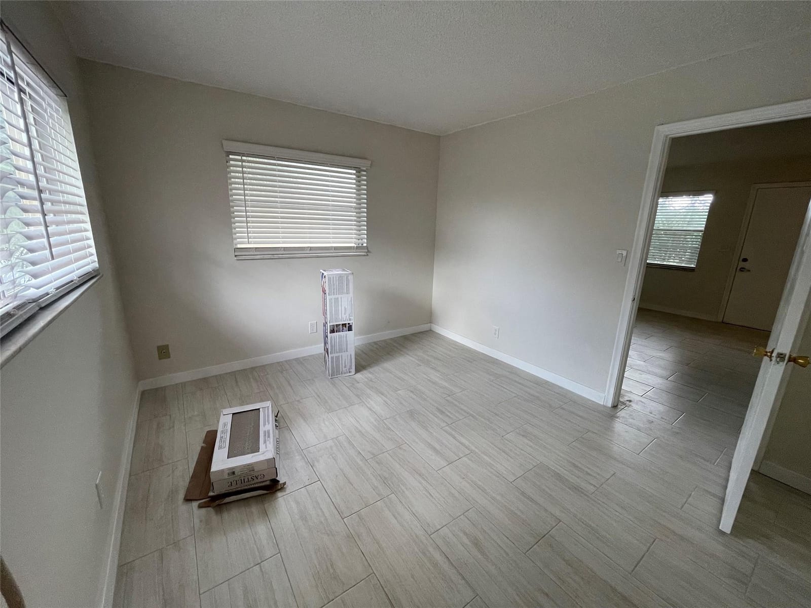 5150 NE 6 Avenue 132 — photo 12