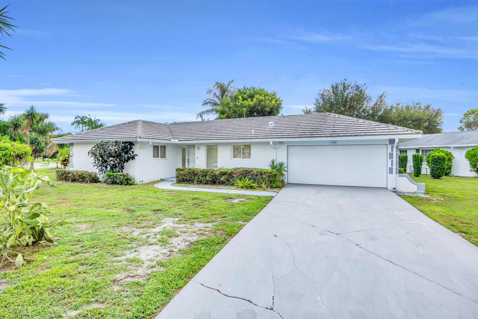 9390 SE Little Club Way N, Tequesta, FL 33469