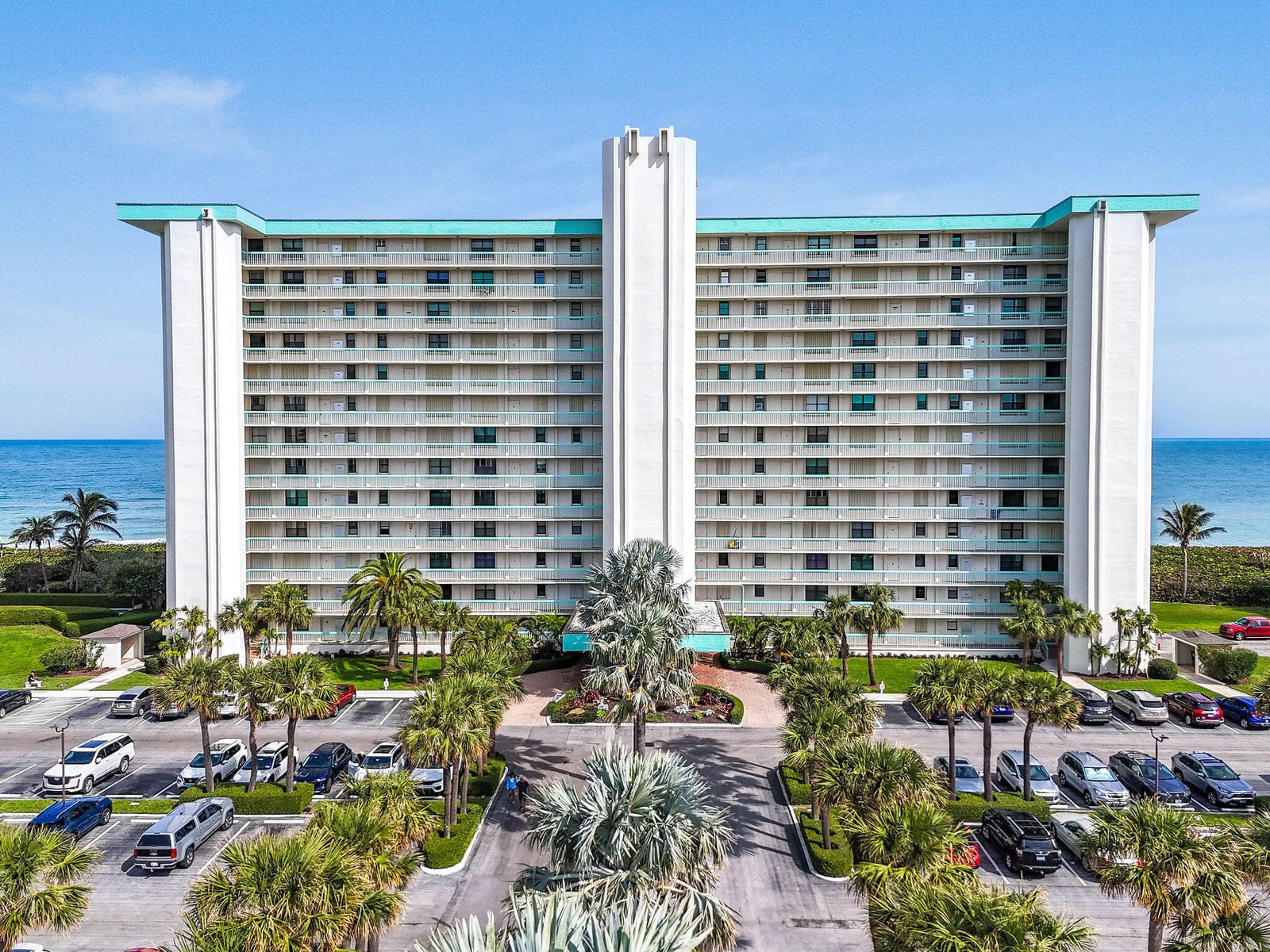 9940 S Ocean Drive 907 — photo 2