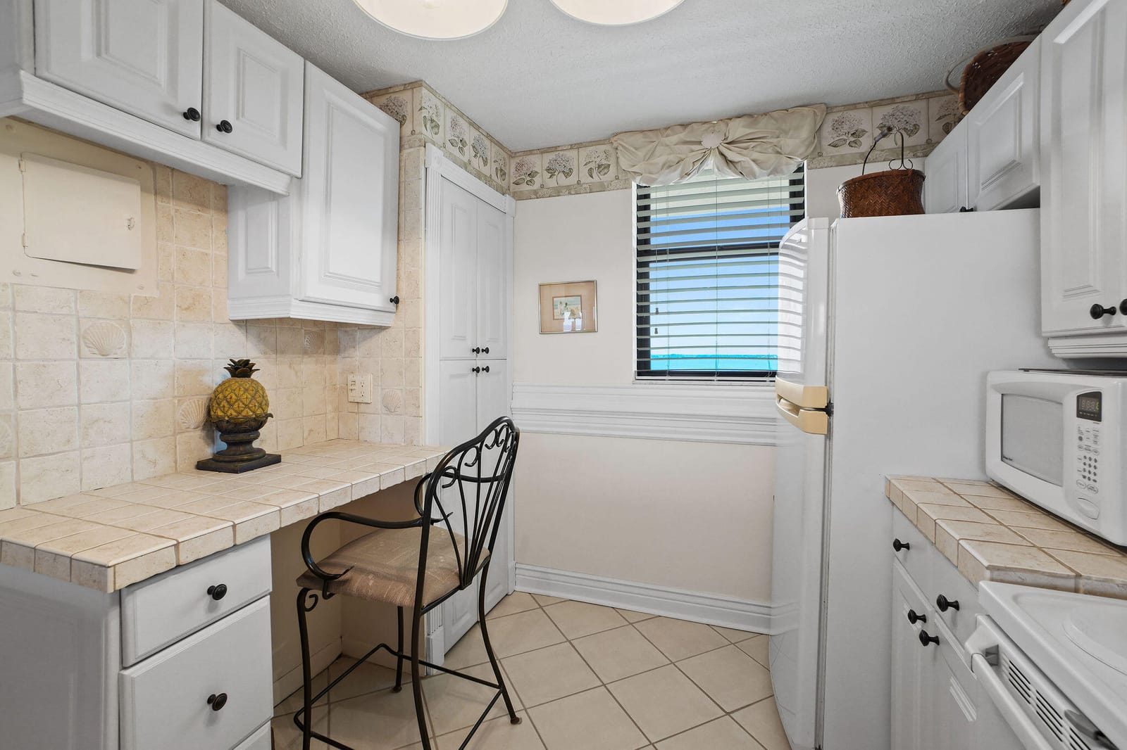 9940 S Ocean Drive 907 — photo 7