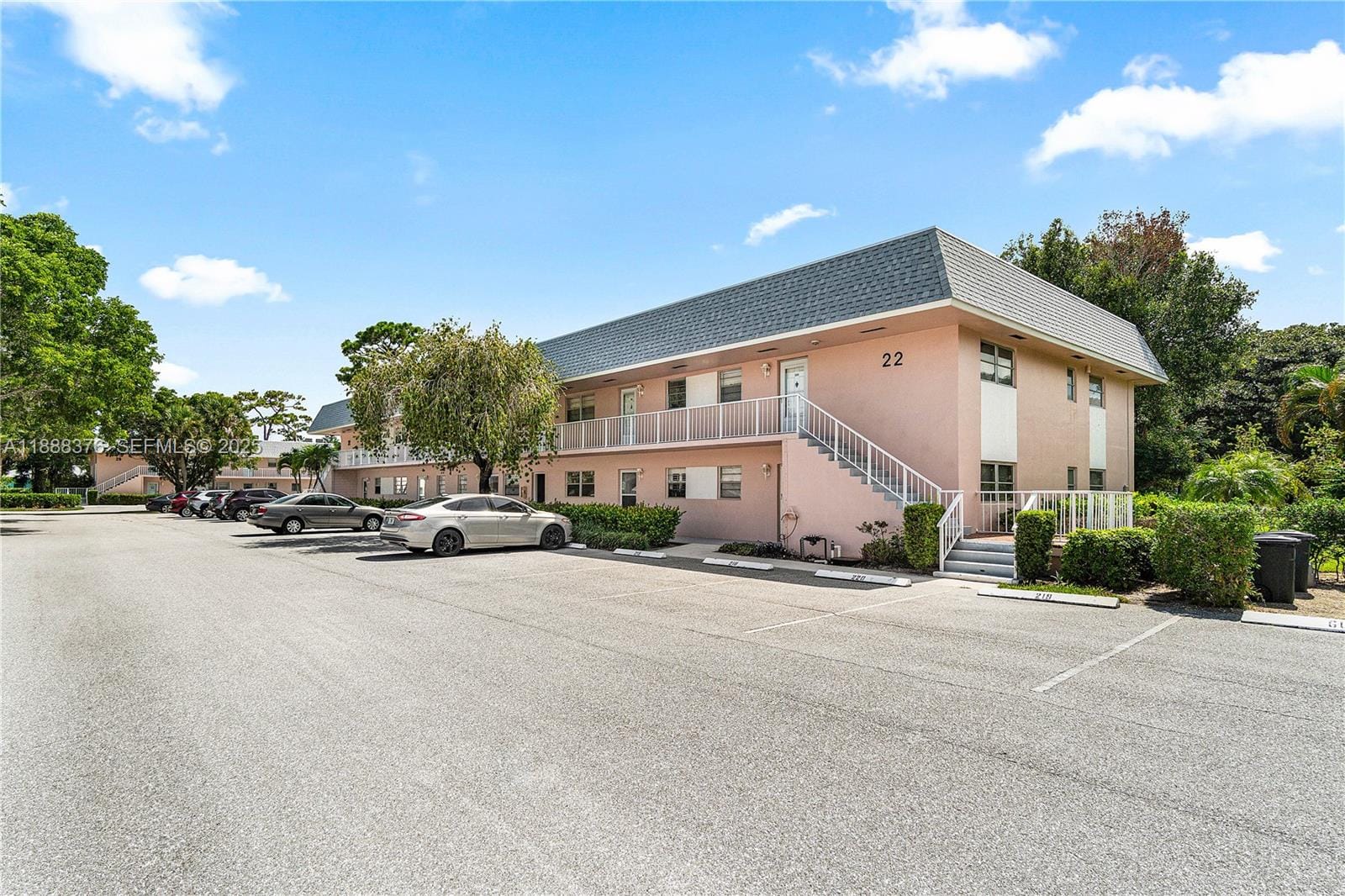 18081 SE Country Club Drive 22-216, Jupiter, FL 33469 photo 2