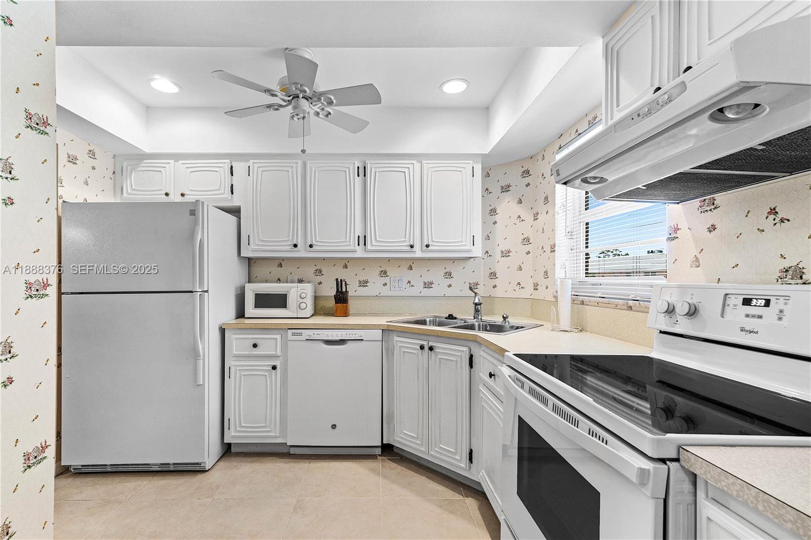 18081 SE Country Club Drive 22-216, Jupiter, FL 33469 photo 5