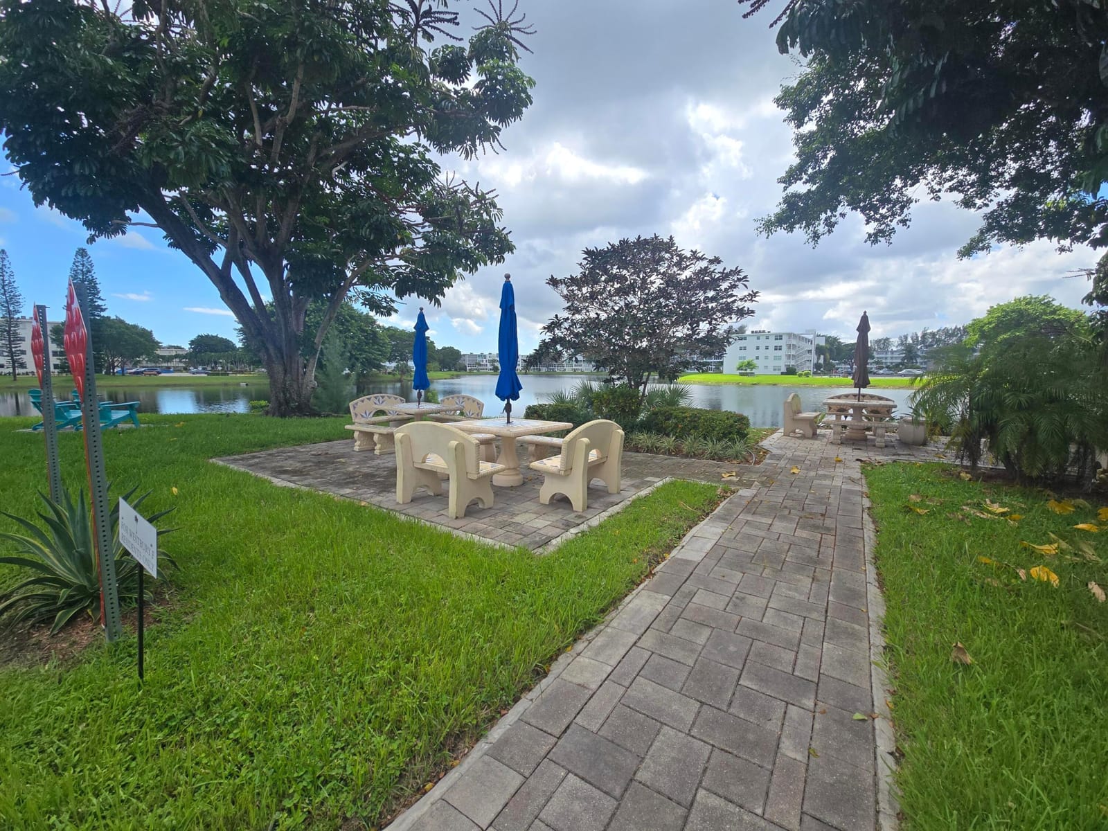 2010 Westbury F 2010, Deerfield Beach, FL 33442 photo 21