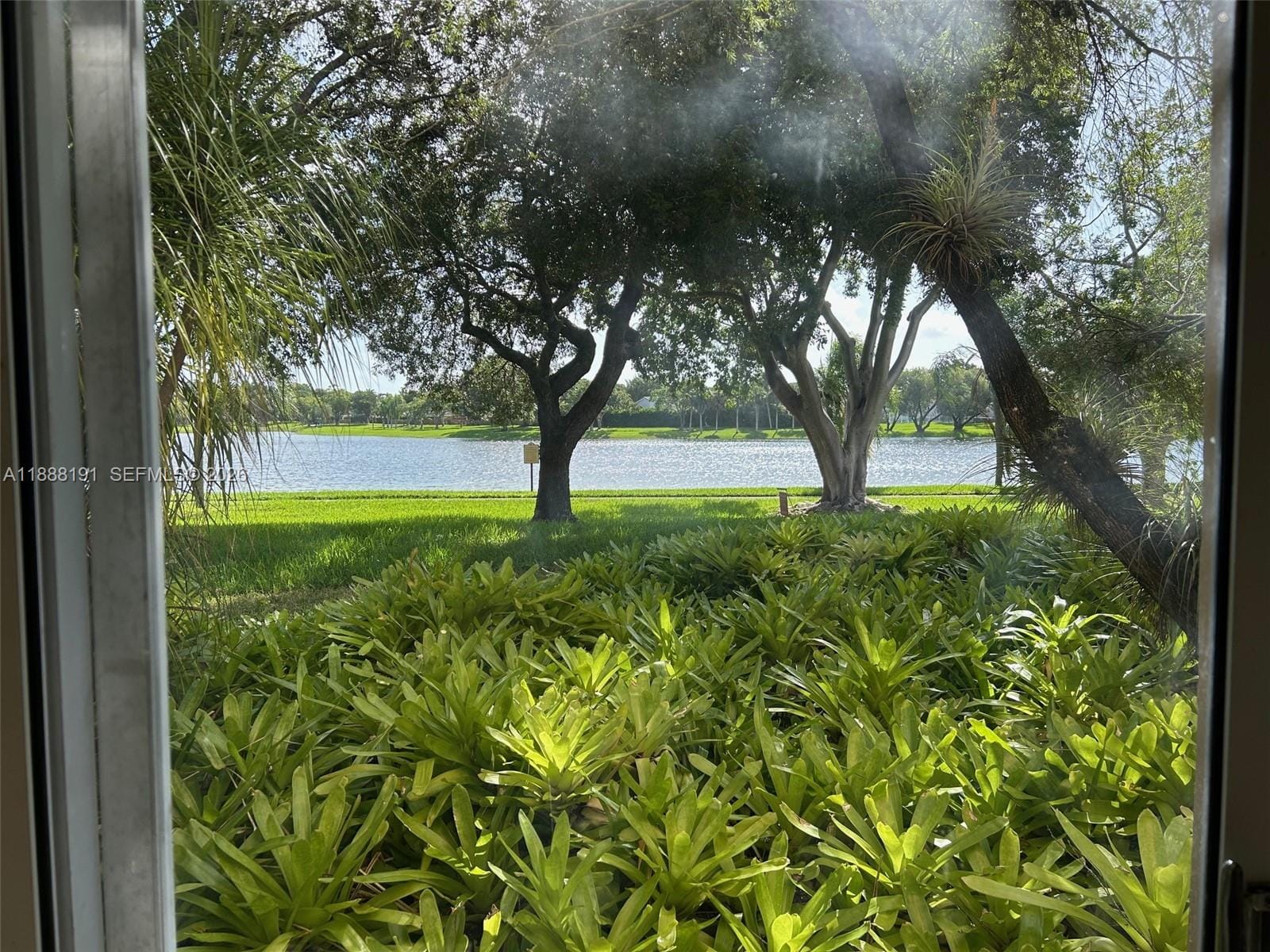 10889 SW 149th Place, Miami, FL 33196 photo 4