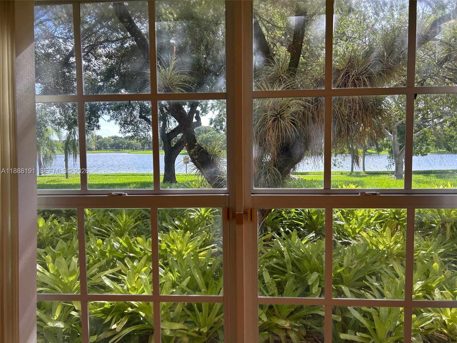 10889 SW 149th Place, Miami, FL 33196 photo 5