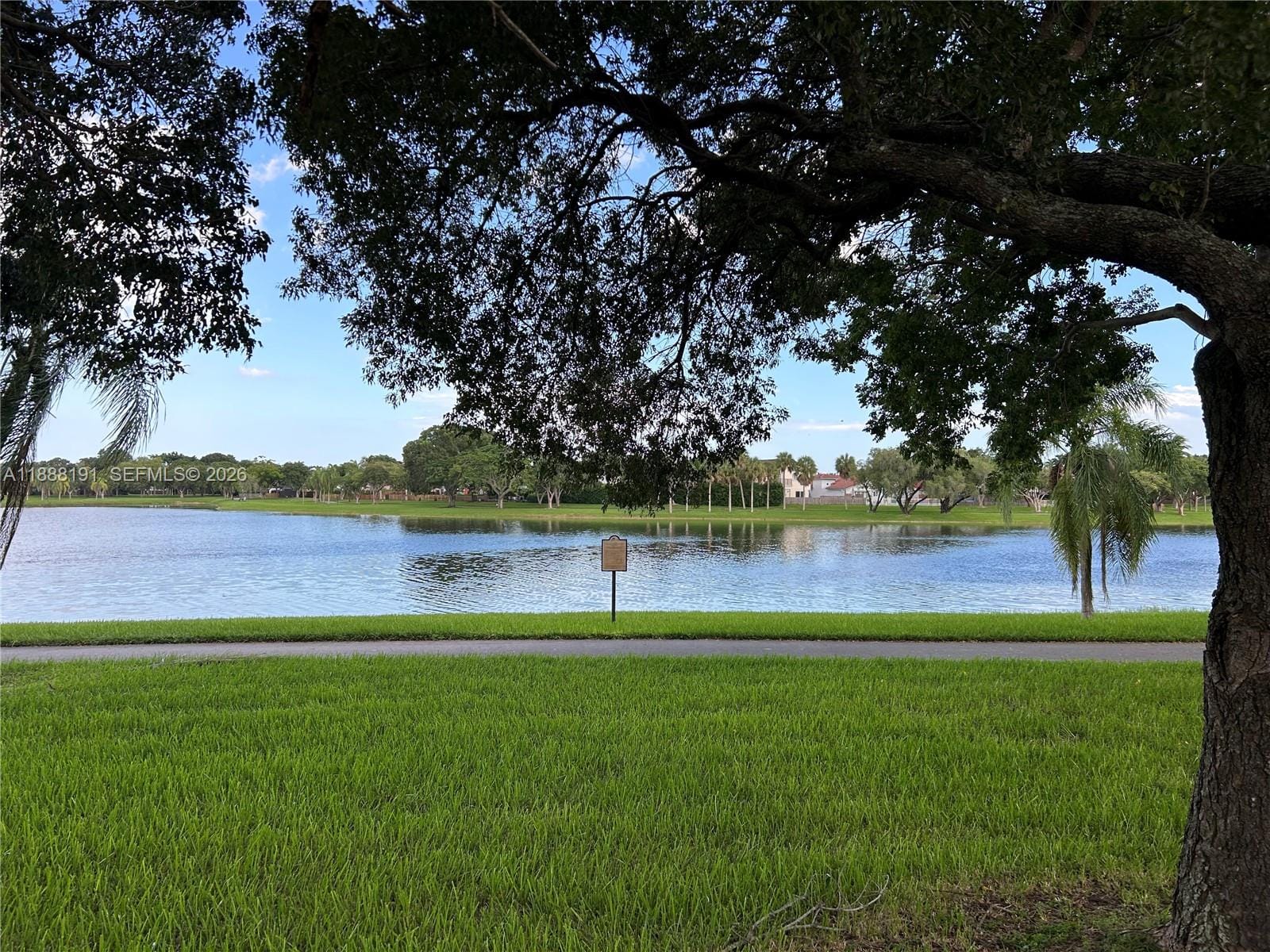 10889 SW 149th Place, Miami, FL 33196 photo 9