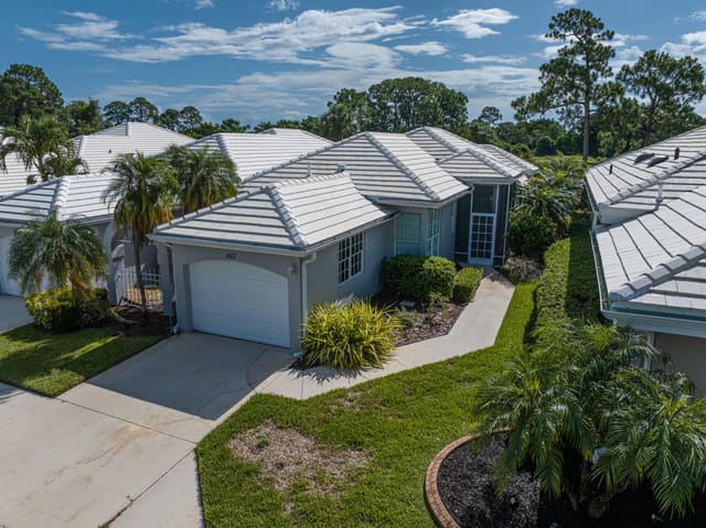 407 SW Fairway Landing, sold in Fairway Isle, Port St Lucie, FL