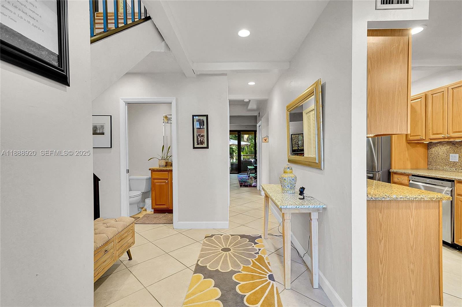 750 E Coco Plum Circle 8, Plantation, FL 33324 photo 5