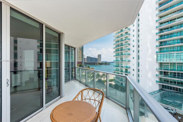 1300 Brickell Bay Drive 708, Miami, FL 33131